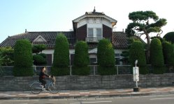 AJ2011103116231.jpg