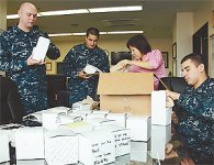 DY20111204102846341L0.jpg
