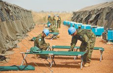 DY20120221102547295L0.jpg